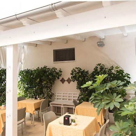 La Nicchia Hotel ซานวิโต โลคาโป ภายนอก รูปภาพ