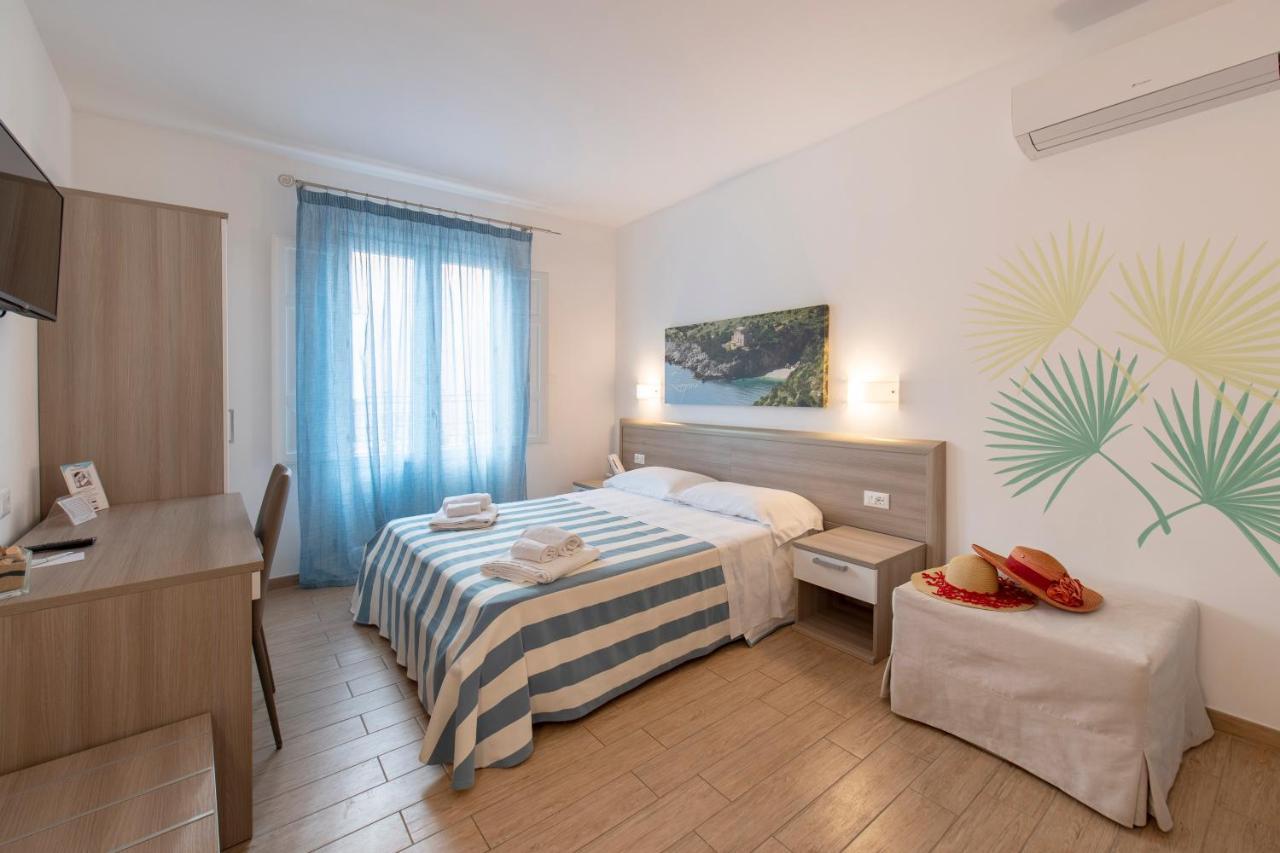 La Nicchia Hotel ซานวิโต โลคาโป ภายนอก รูปภาพ