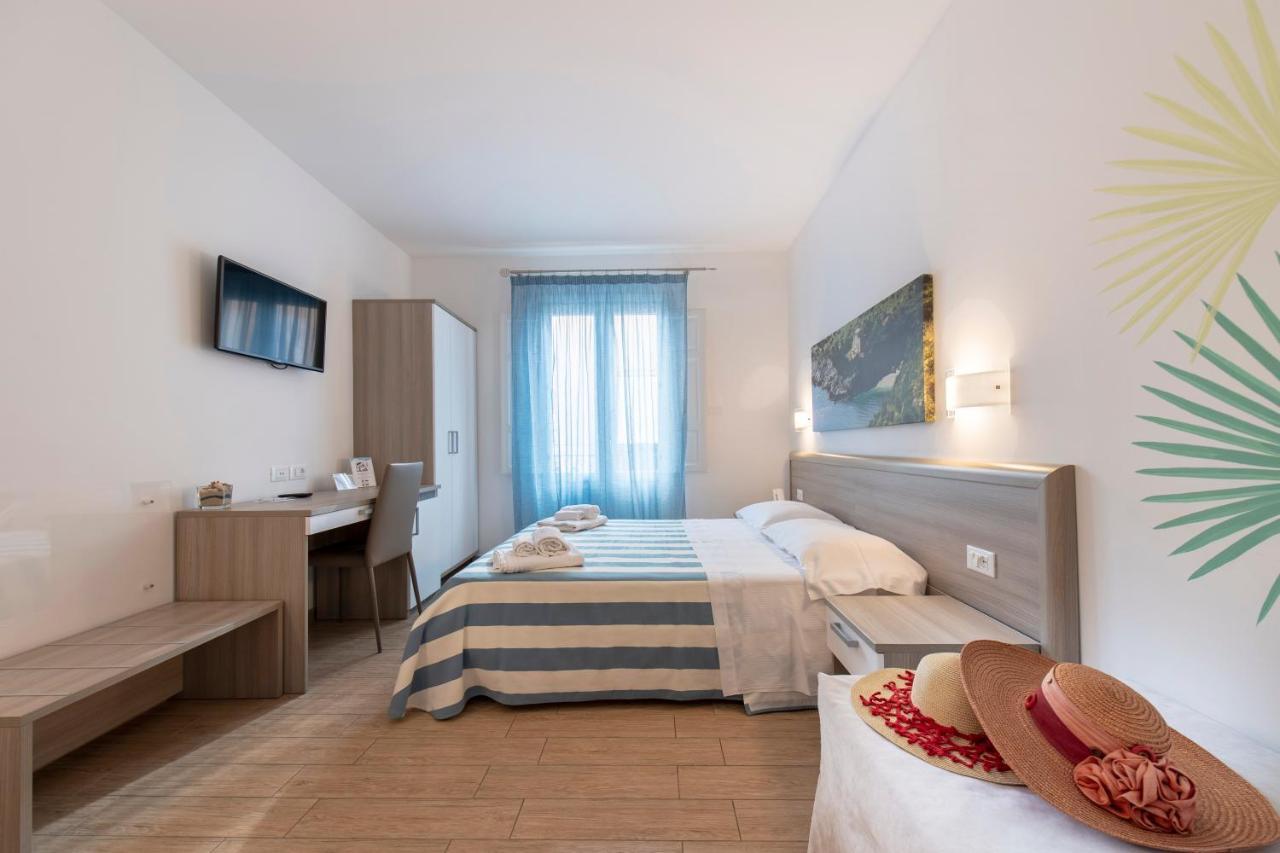 La Nicchia Hotel ซานวิโต โลคาโป ภายนอก รูปภาพ