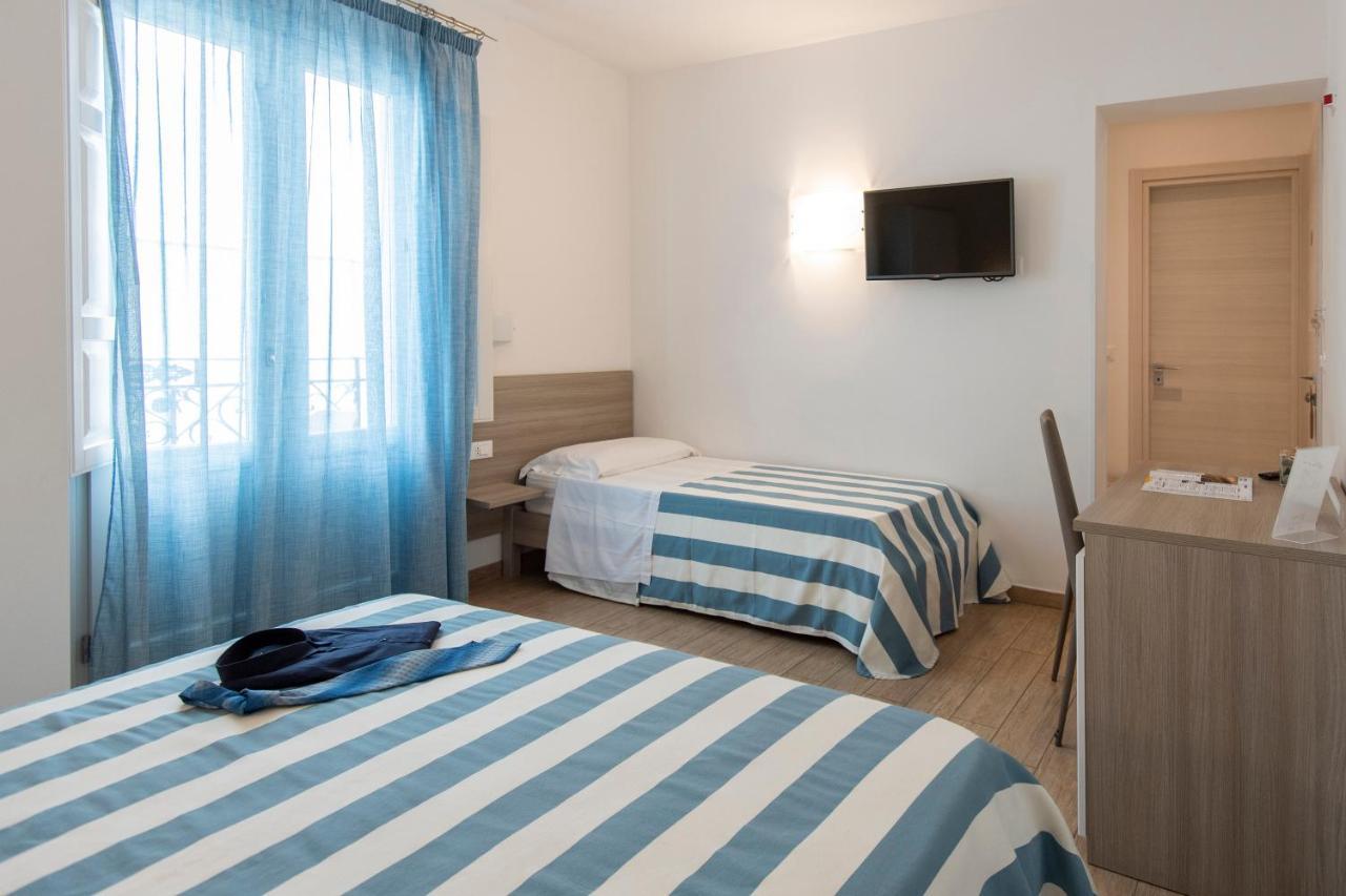 La Nicchia Hotel ซานวิโต โลคาโป ภายนอก รูปภาพ