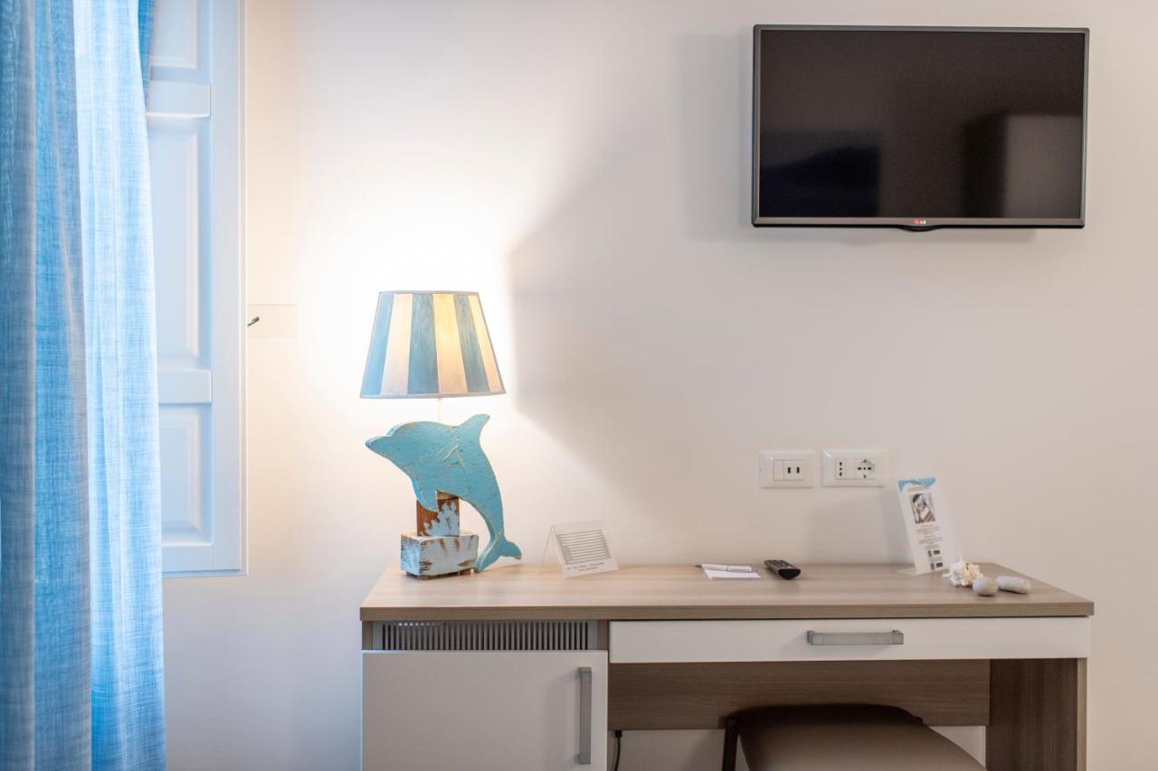 La Nicchia Hotel ซานวิโต โลคาโป ภายนอก รูปภาพ