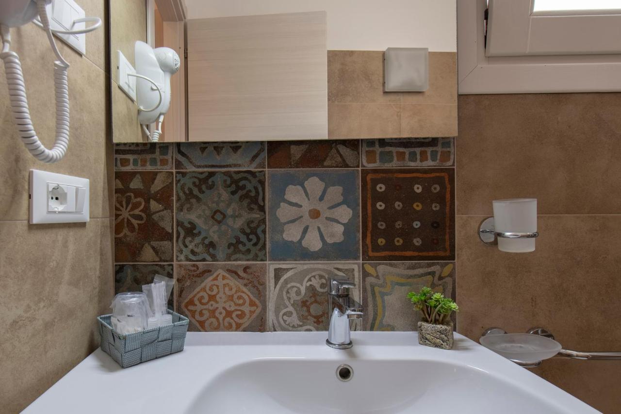 La Nicchia Hotel ซานวิโต โลคาโป ภายนอก รูปภาพ
