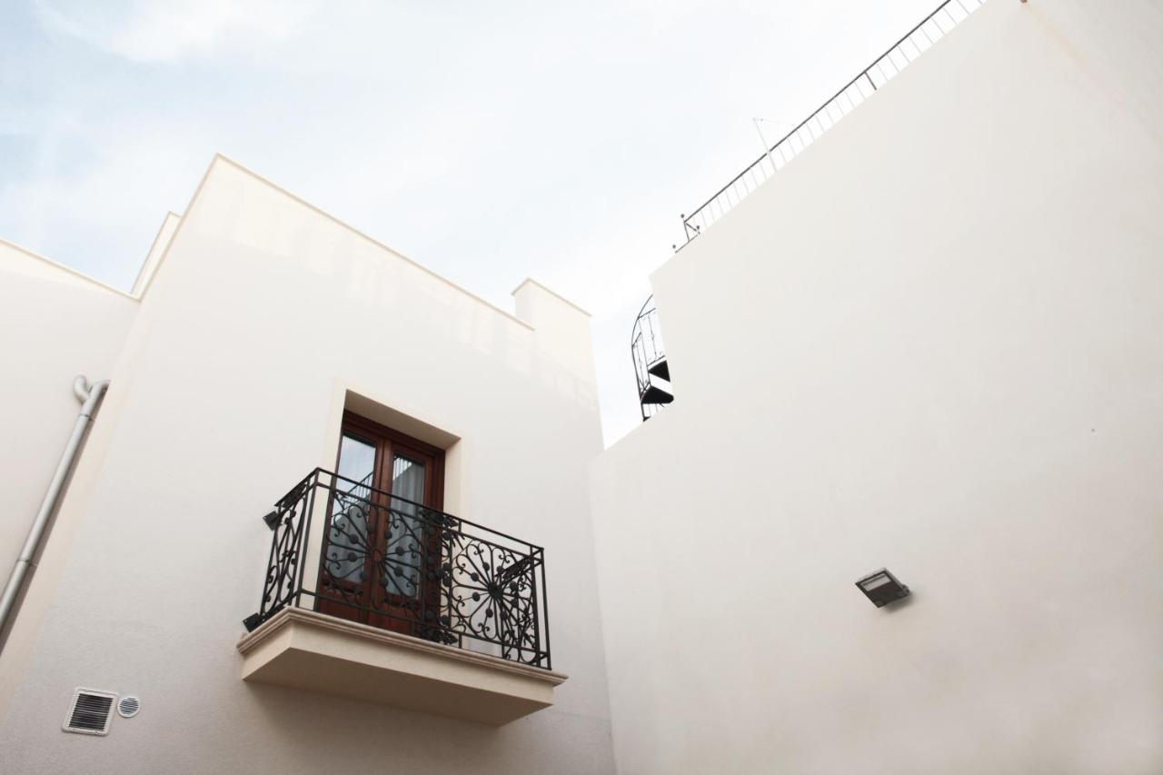 La Nicchia Hotel ซานวิโต โลคาโป ภายนอก รูปภาพ