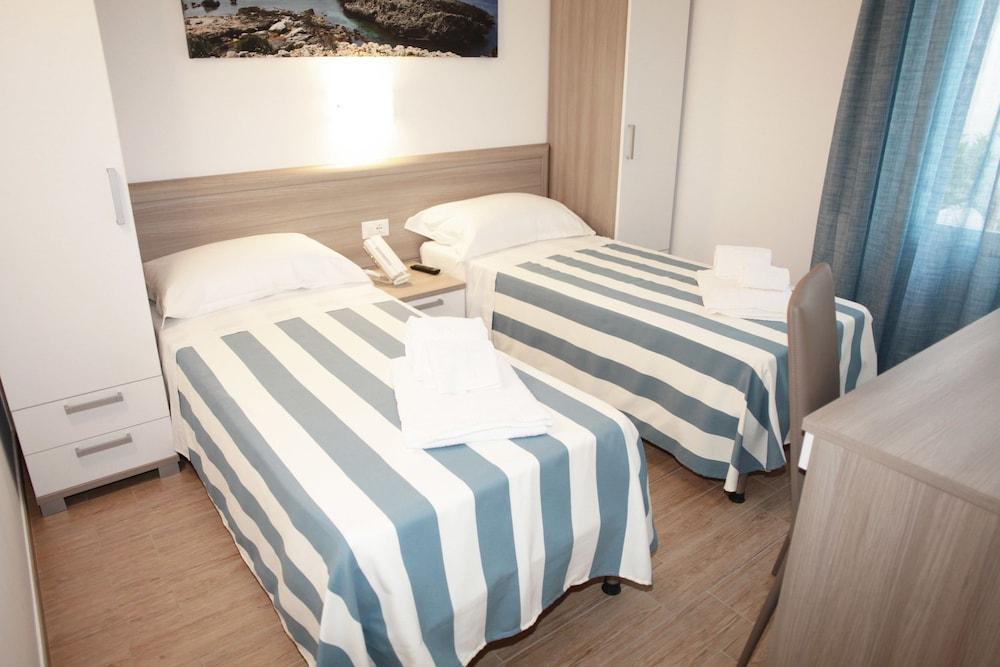 La Nicchia Hotel ซานวิโต โลคาโป ภายนอก รูปภาพ