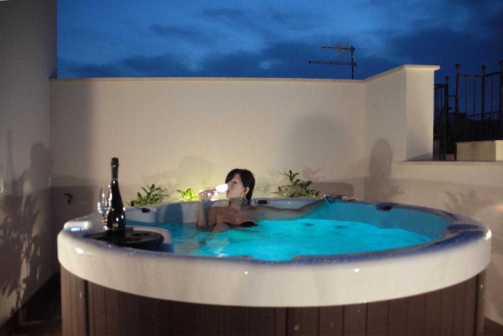 La Nicchia Hotel ซานวิโต โลคาโป ภายนอก รูปภาพ