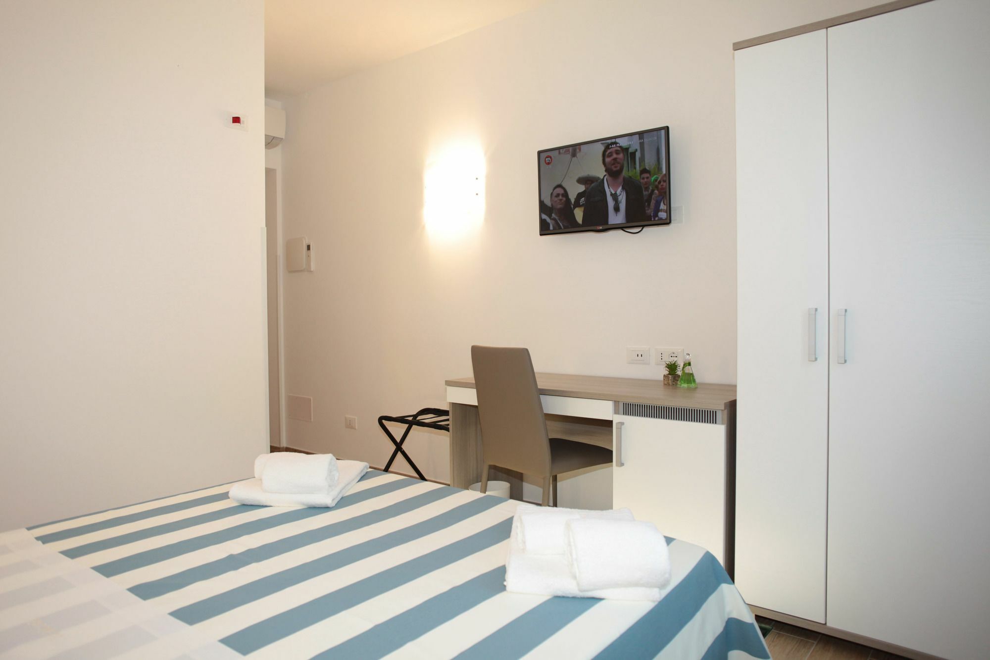 La Nicchia Hotel ซานวิโต โลคาโป ภายนอก รูปภาพ